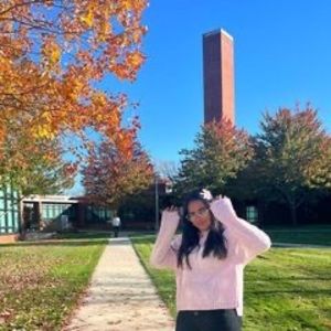 Meet your Posher, Lahari